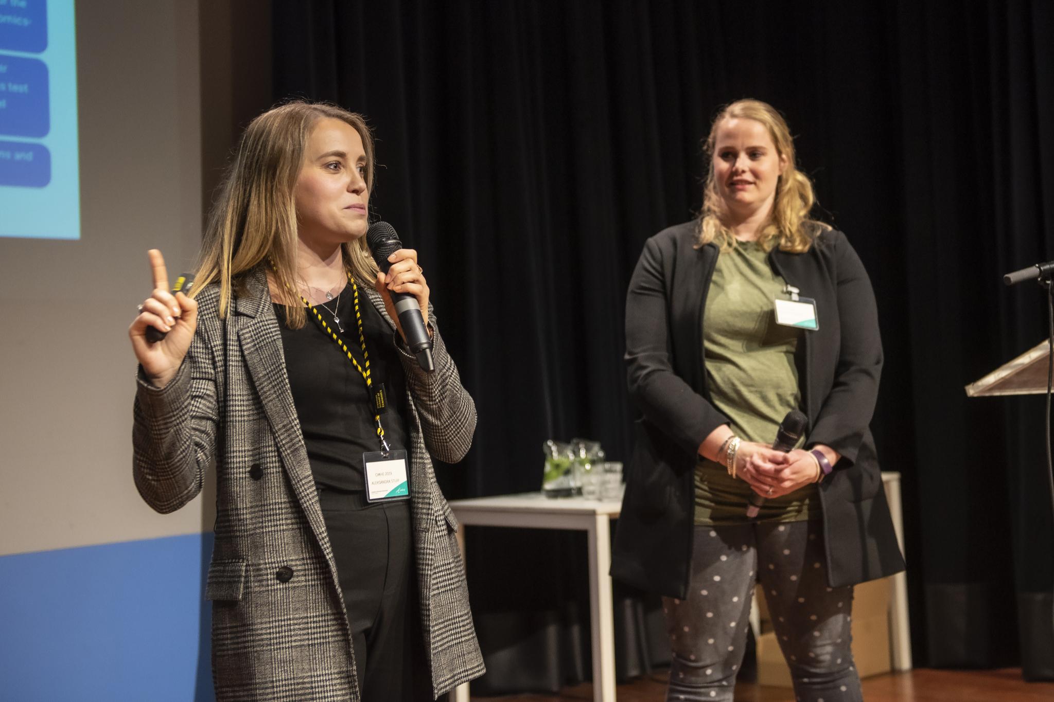 Aleksandra Stuip (ESE) en Nicky van der Zanden (ESSB)