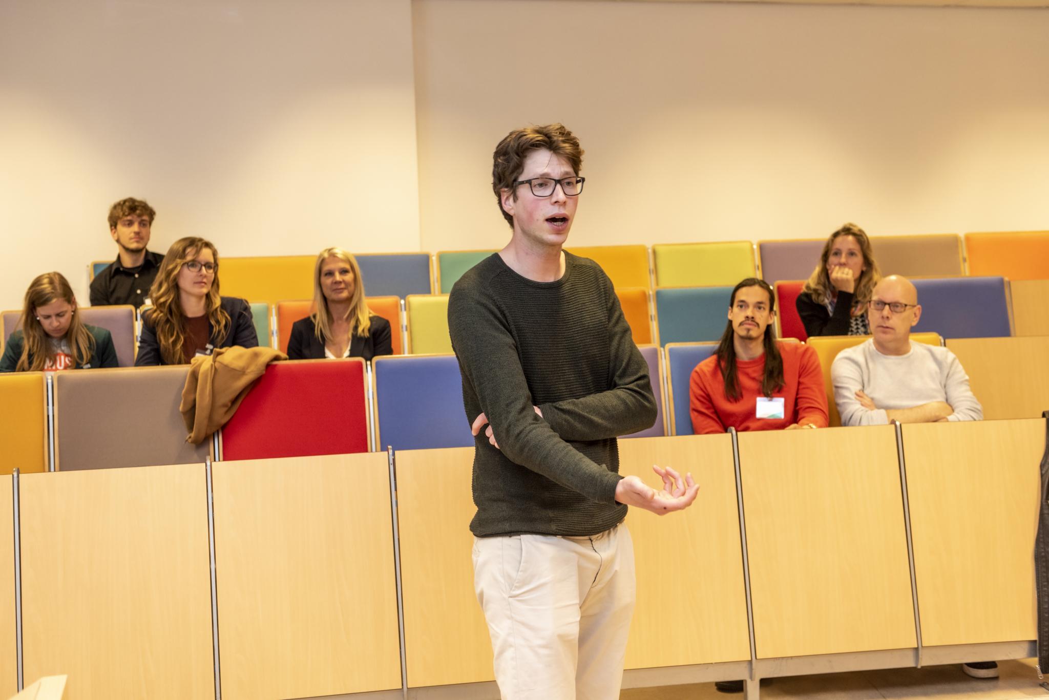 Fotograaf Sean van der Steen tijdens zijn break out sessie