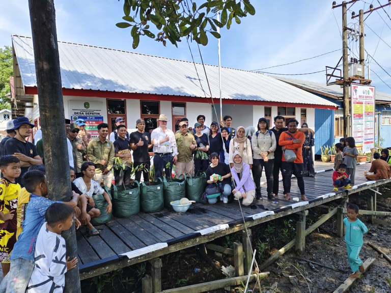Thesis Lab Indonesia