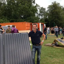 InnoFest aan het werk op festival